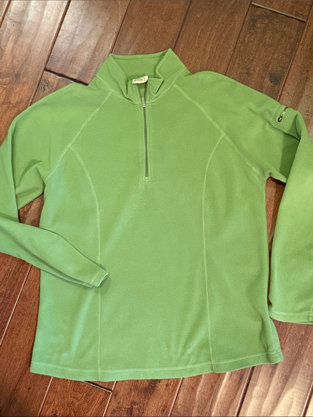 L.L. Bean 1/4 Zip Mock Neck Fleece Pullover - Spring/lime Green Medium